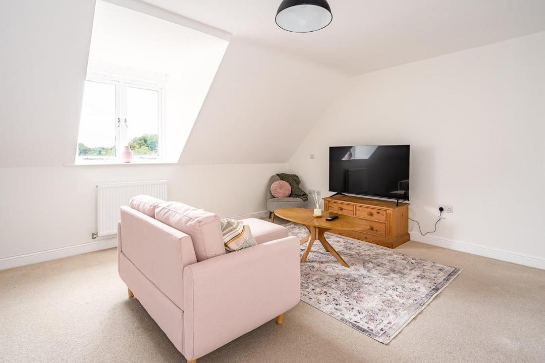 Spacious 2 Bedroom House With Stunning Views Bath Exterior foto